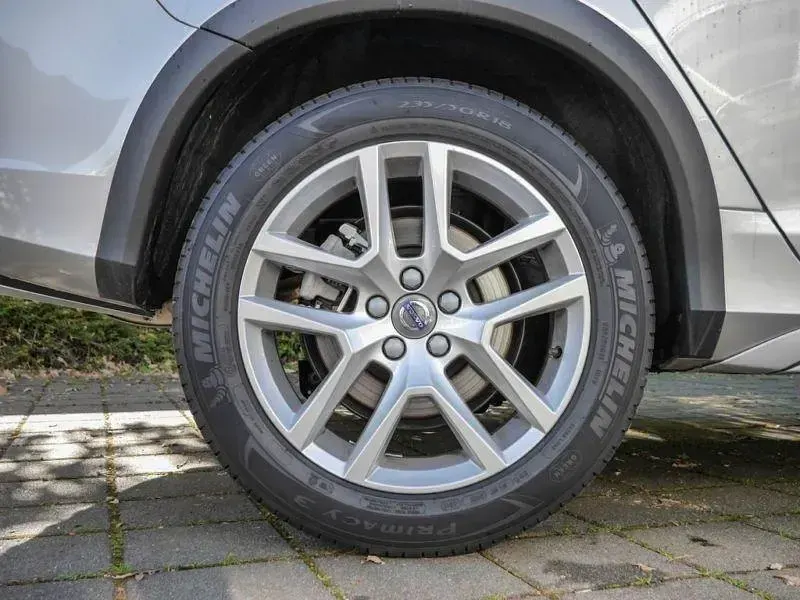 Gebraucht Volvo V60 CC Pro 150 PS (110 kW) 2018 Silber Kombi