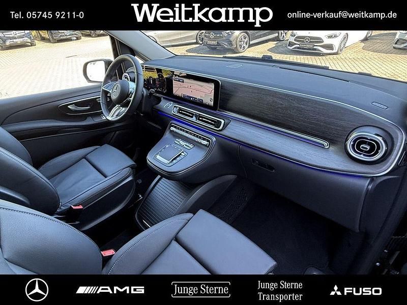 Gebraucht Mercedes V250 Avantgarde 190 PS (139 kW) 2025 Obsidianschwarz Van / Kleinbus