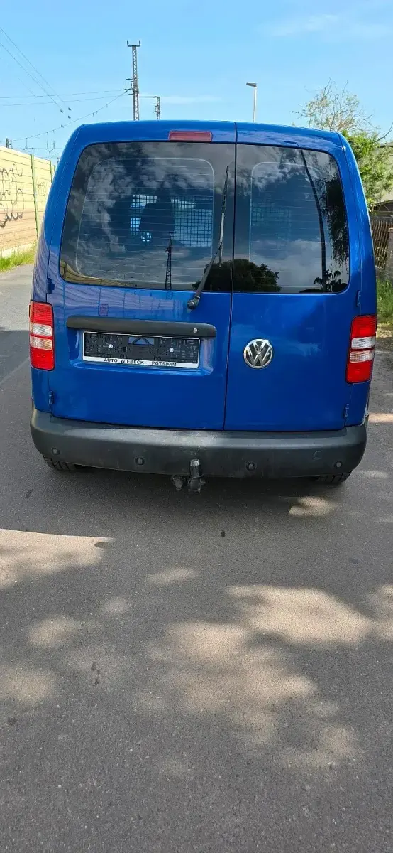 Gebraucht VW Caddy 105 PS (77 kW) 2012 Blau Van / Kleinbus