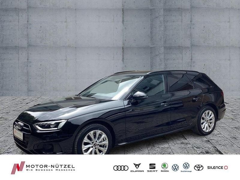 Mythosschwarz metallic Gebraucht 2022 Audi A4 Ambiente Kombi | 32.950 € (Fairer Preis) - Bild 1/4