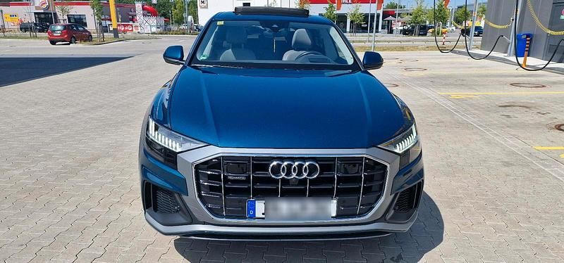 Gebraucht Audi Q8 286 PS (210 kW) 2020 Blau SUV