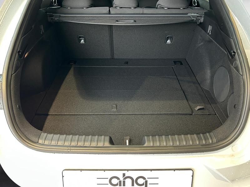 Neu Kia ProCeed GT-Line 139 PS (102 kW) 2025 Weiß Kleinwagen