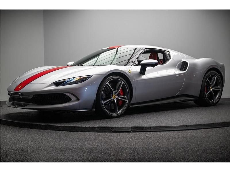 Gebraucht Ferrari 296 901 PS (662 kW) 2024 Grau