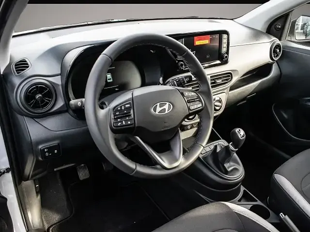 Gebraucht Hyundai i10 Select 63 PS (46 kW) 2025 Weiß Kleinwagen