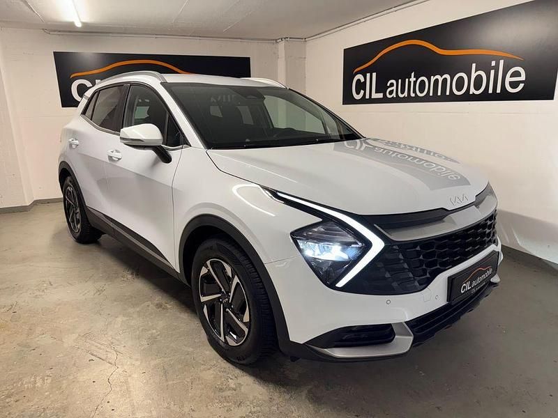 Weiß Gebraucht 2025 Kia Sportage Vision SUV | 26.990 € - Bild 1/4