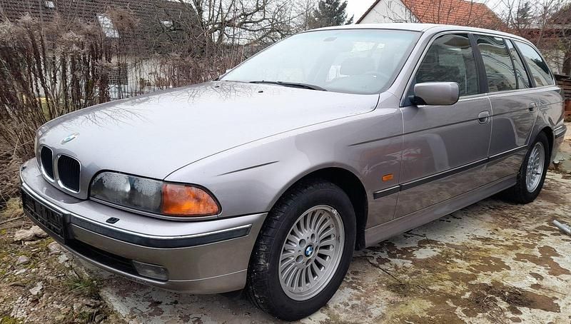 Silber Gebraucht 1998 BMW 523 Kombi | 1.850 € (Superpreis) - Bild 1/4