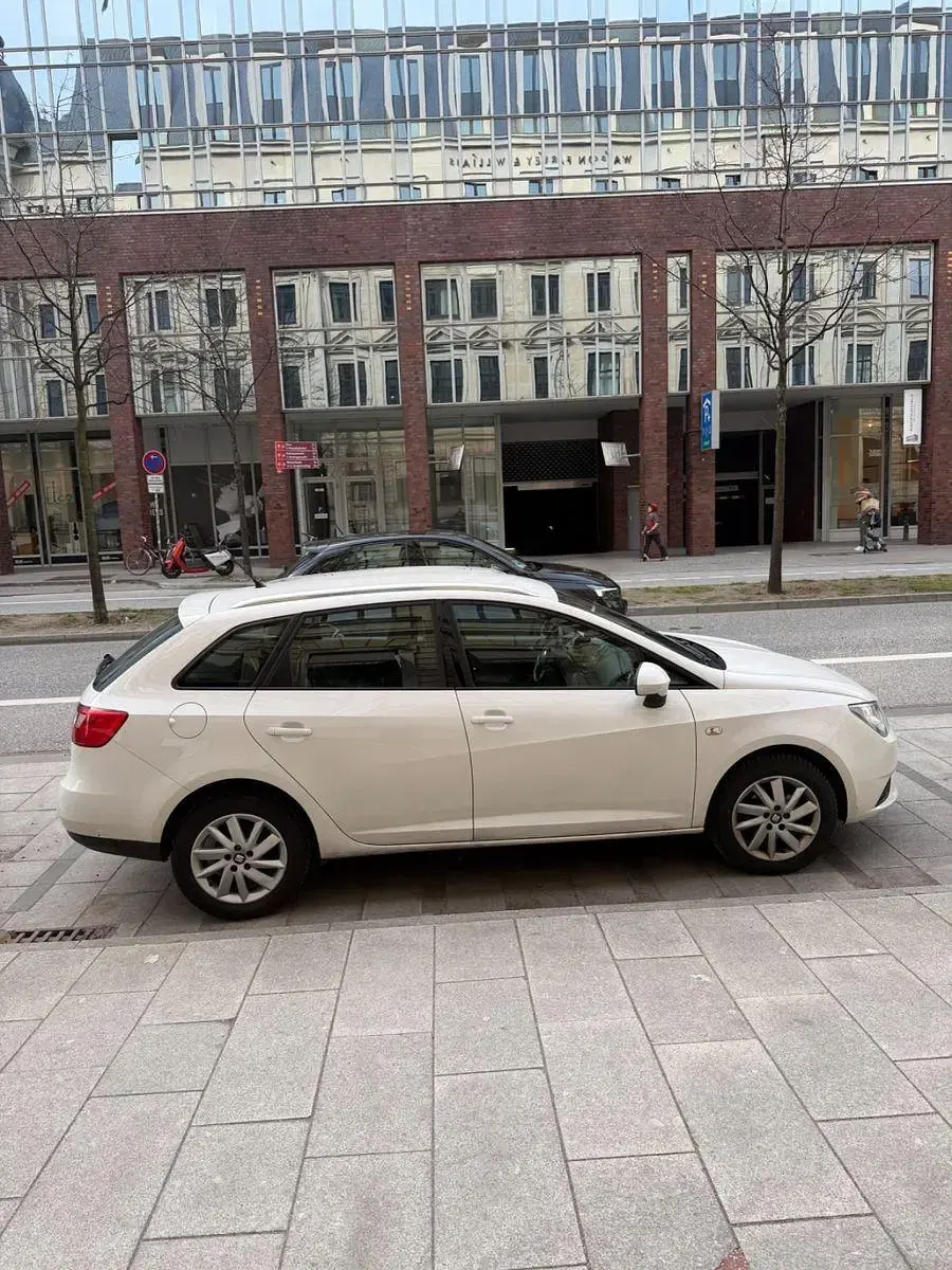 Gebraucht Seat Ibiza Ecomotive 75 PS (55 kW) 2015 Weiß Limousine