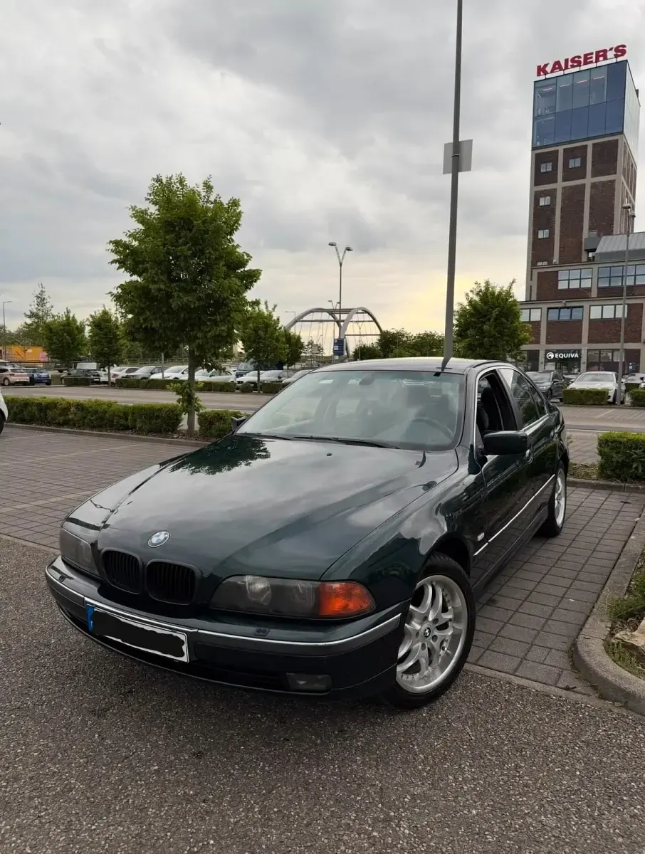 Second-hand BMW 520 150 CP (110 kW) 1999 Berlinǎ