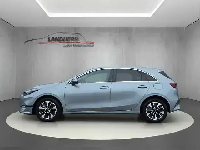 Nuevo Kia Ceed Gold 140 CV (102 kW) 2026 Plateado Utilitario