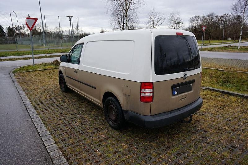 Gebraucht VW Caddy Maxi 102 PS (75 kW) 2011 Weiß Van / Kleinbus