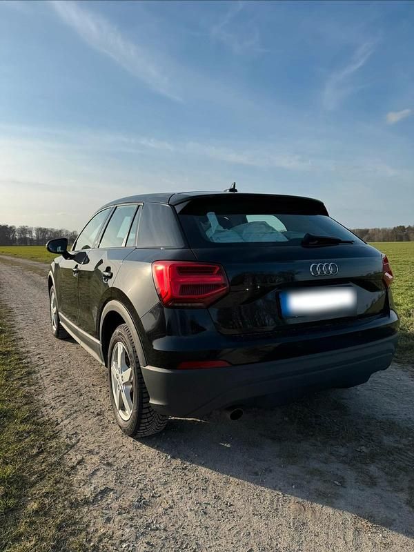 Gebraucht Audi Q2 116 PS (85 kW) 2019 Schwarz SUV