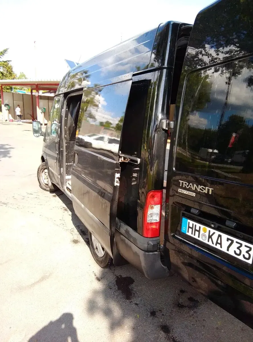 Gebraucht Ford Transit 140 PS (102 kW) 2012 Schwarz Van / Kleinbus
