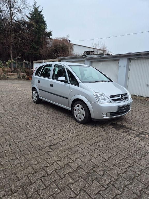 Gebraucht Opel Meriva Cosmo 101 PS (74 kW) 2004 Silber Van / Kleinbus