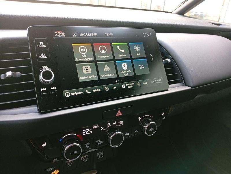 Gebraucht Honda Jazz Advance 122 PS (89 kW) 2025 Premium sunlight white pearl Kleinwagen