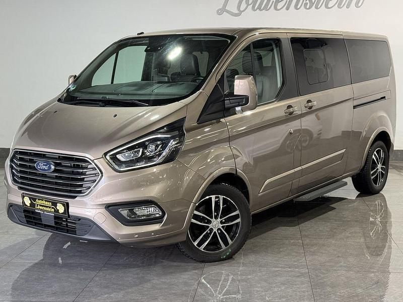 Gebraucht Ford Transit Custom Titanium 170 PS (125 kW) 2018 Pyritsilber metallic Van / Kleinbus