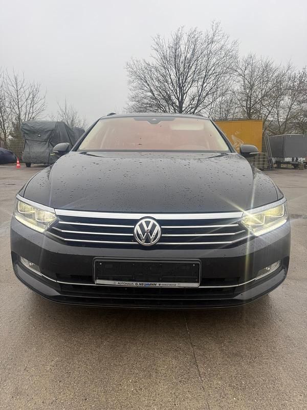 Gebraucht VW Passat 150 PS (110 kW) 2019 Schwarz Kombi