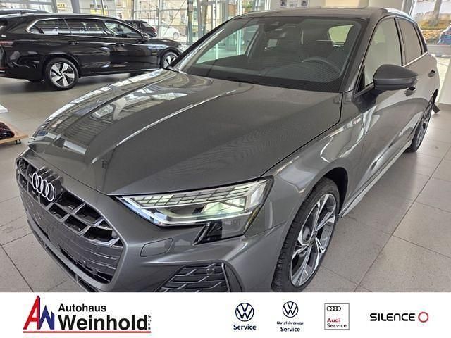 Grau Neu 2025 Audi A3 Sportback S-Line Kleinwagen | 35.790 € (Superpreis) - Bild 1/4