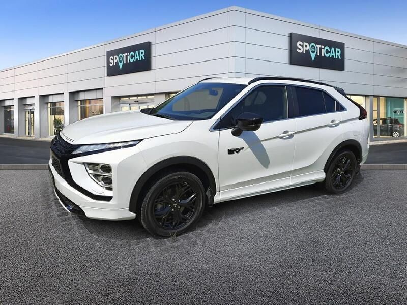 Weiß Gebraucht 2022 Mitsubishi Eclipse Cross Select SUV | 24.430 € (Guter Preis) - Bild 1/4