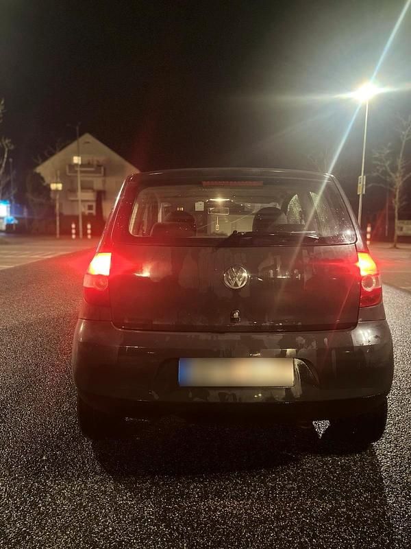 Gebraucht VW Fox 55 PS (40 kW) 2007 Grau Kleinwagen