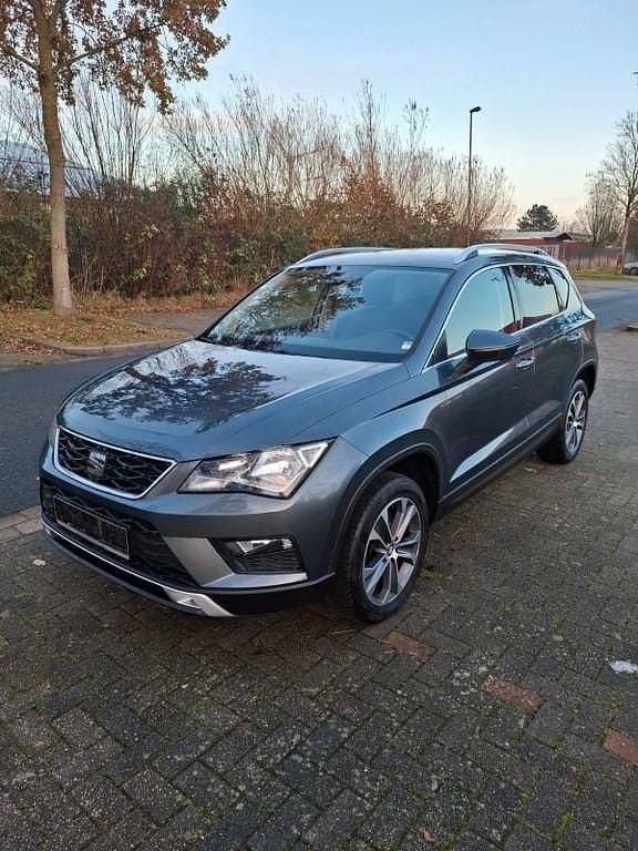Grau Gebraucht 2019 Seat Ateca FR SUV | 11.900 € (Guter Preis) - Bild 1/4
