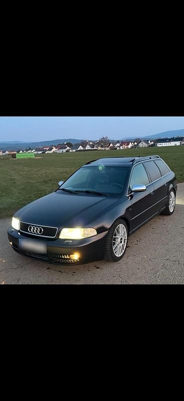 Gebraucht Audi A4 200 PS (147 kW) 2000 Blau Kombi