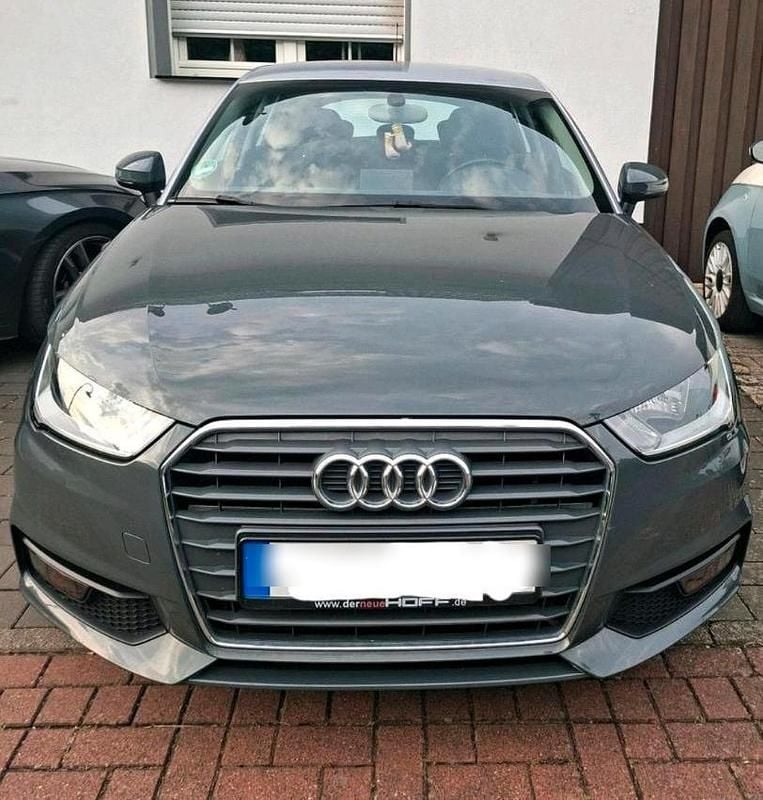 Grau Gebraucht 2018 Audi A1 Kleinwagen | 12.500 € (Guter Preis) - Bild 1/4
