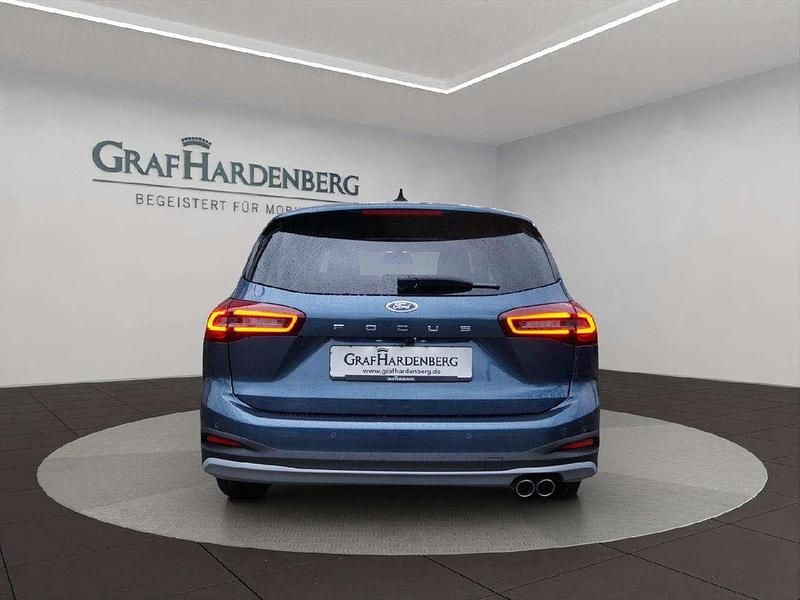 Gebraucht Ford Focus Active 155 PS (114 kW) 2024 Chromablau metallic Kombi