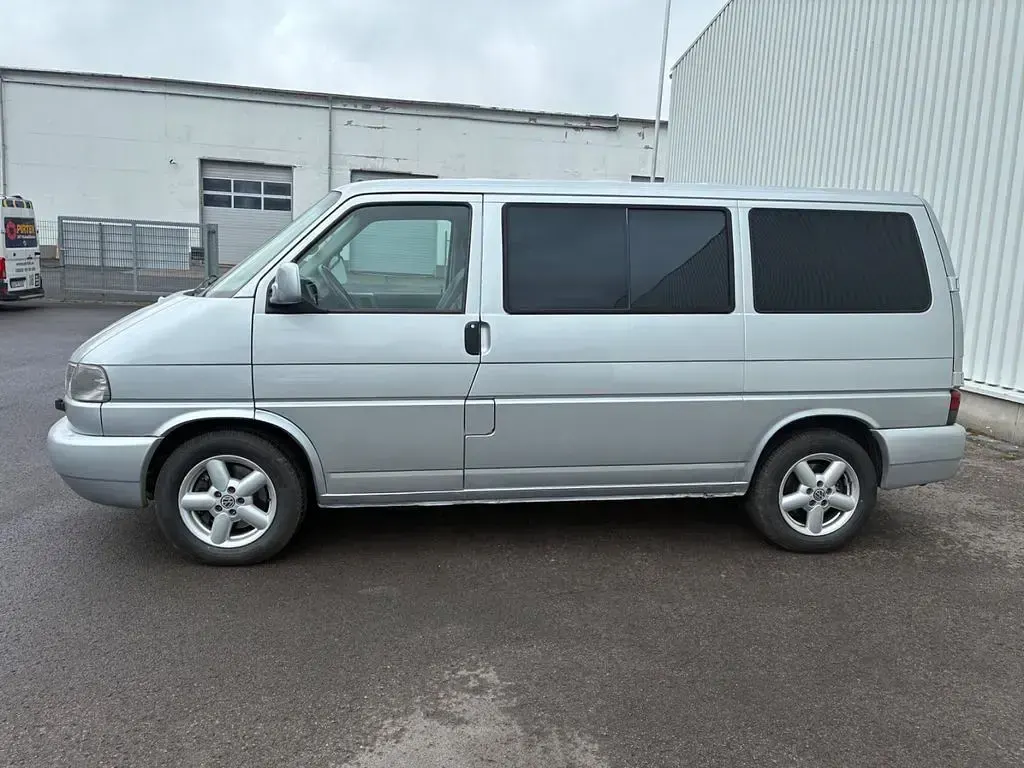 Gebraucht VW T4 151 PS (111 kW) 2000 Silber Van