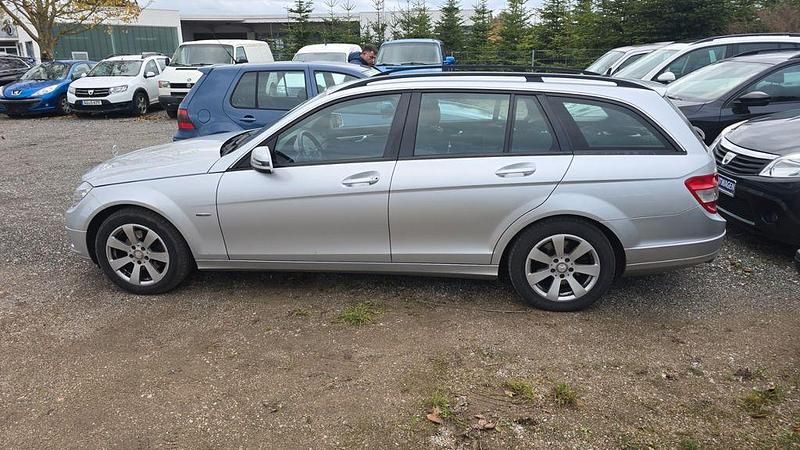 Silber Gebraucht 2010 Mercedes C220 Kombi | 5.999 € (Guter Preis) - Bild 1/4
