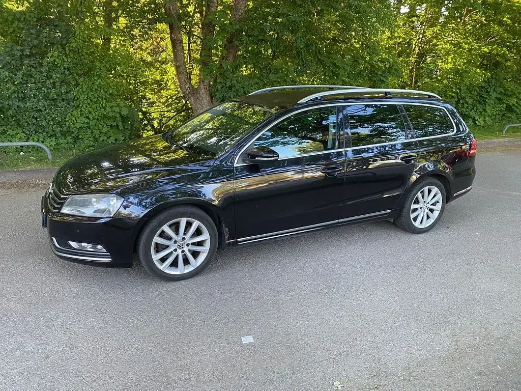 Gebraucht VW Passat Highline 170 PS (125 kW) 2011 Schwarz Kombi