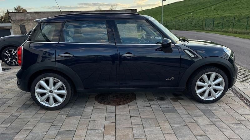 Second-hand Mini Cooper SD 143 CP (105 kW) 2013 Albastru Hatchback
