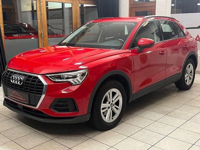 Rot Gebraucht 2019 Audi Q3 Ambiente SUV | 18.990 € (Superpreis) - Bild 1/4