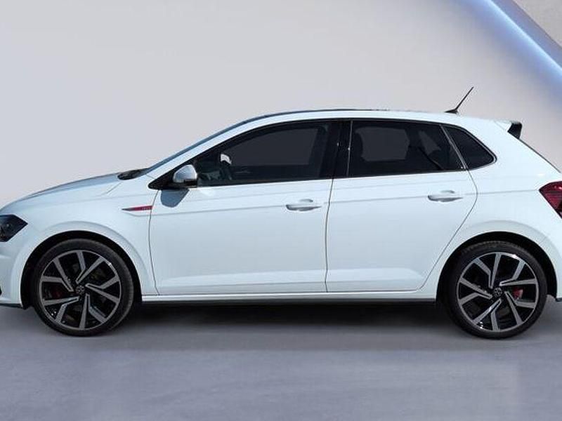 Second-hand VW Polo Select 207 CP (152 kW) 2021 Alb Hatchback