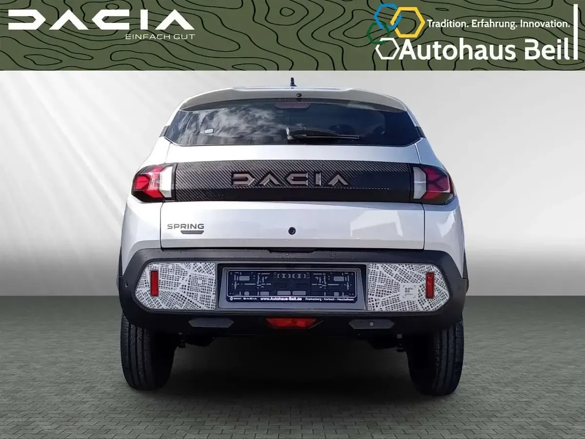 Nowe Dacia Spring Extreme 19 kW (26 KM) 2025 Szary Hatchback