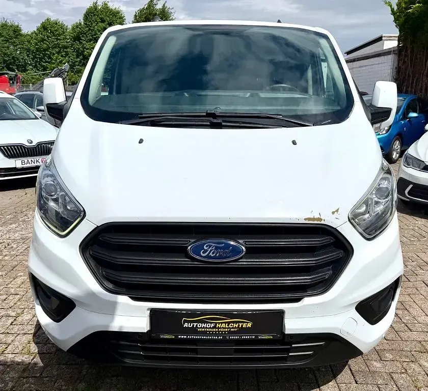 Gebraucht Ford Transit Custom 105 PS (77 kW) 2022 Weiß Limousine