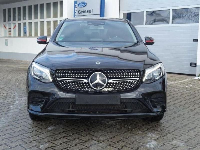 Gebraucht Mercedes GLC300 245 PS (180 kW) 2017 Obsidianschwarz  metalliclack (metallic) Coupé