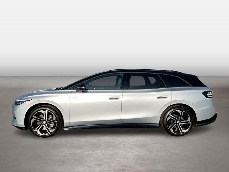 Neu VW ID.7 GTX 250 kW (340 PS) 2026 Scale silver metallic Kombi