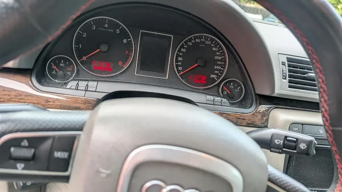 Gebraucht Audi A4 Sport 260 PS (191 kW) 2004 Blau Limousine