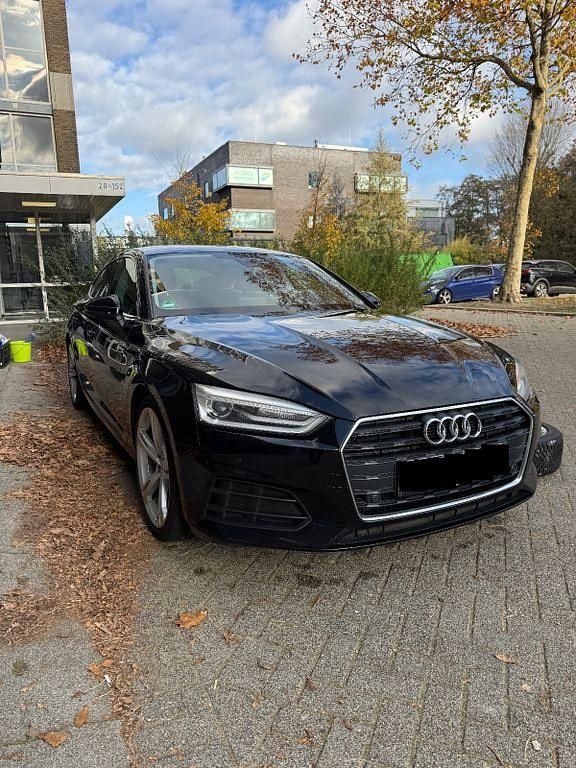 Gebraucht Audi A5 Sportback Premium 190 PS (139 kW) 2017 Schwarz Kleinwagen