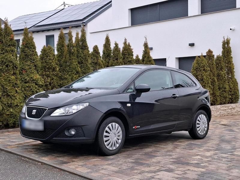 Gebraucht Seat Ibiza 90 PS (66 kW) 2011 Silber Limousine