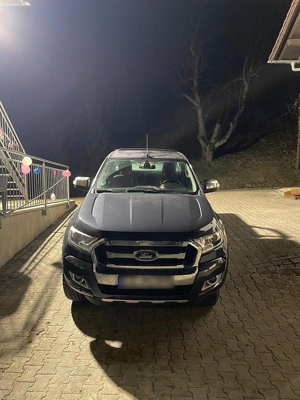 Gebraucht Ford Ranger Limited 150 PS (110 kW) 2018 Grau Pickup