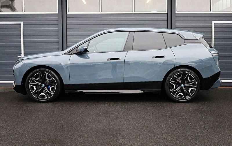 Gebraucht BMW iX Performance 455 kW (619 PS) 2022 Grau SUV
