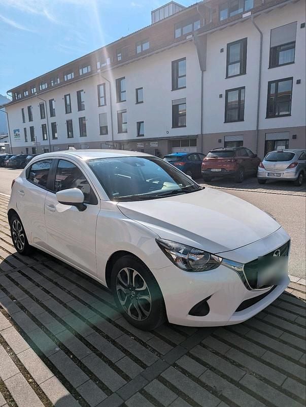 Gebraucht Mazda 2 75 PS (55 kW) 2017 Weiß Limousine