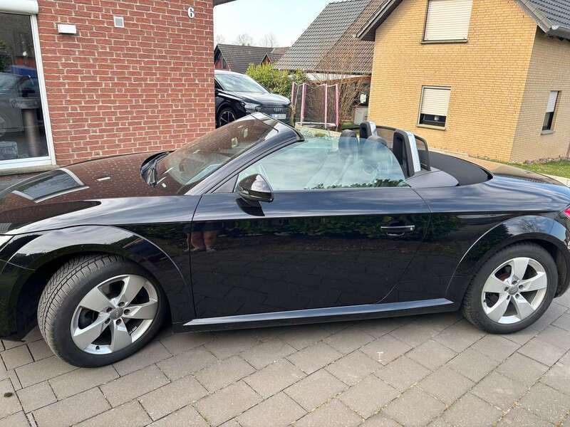 Schwarz Gebraucht 2016 Audi TT Roadster Cabrio | 24.999 € (Etwas zu teuer) - Bild 1/4