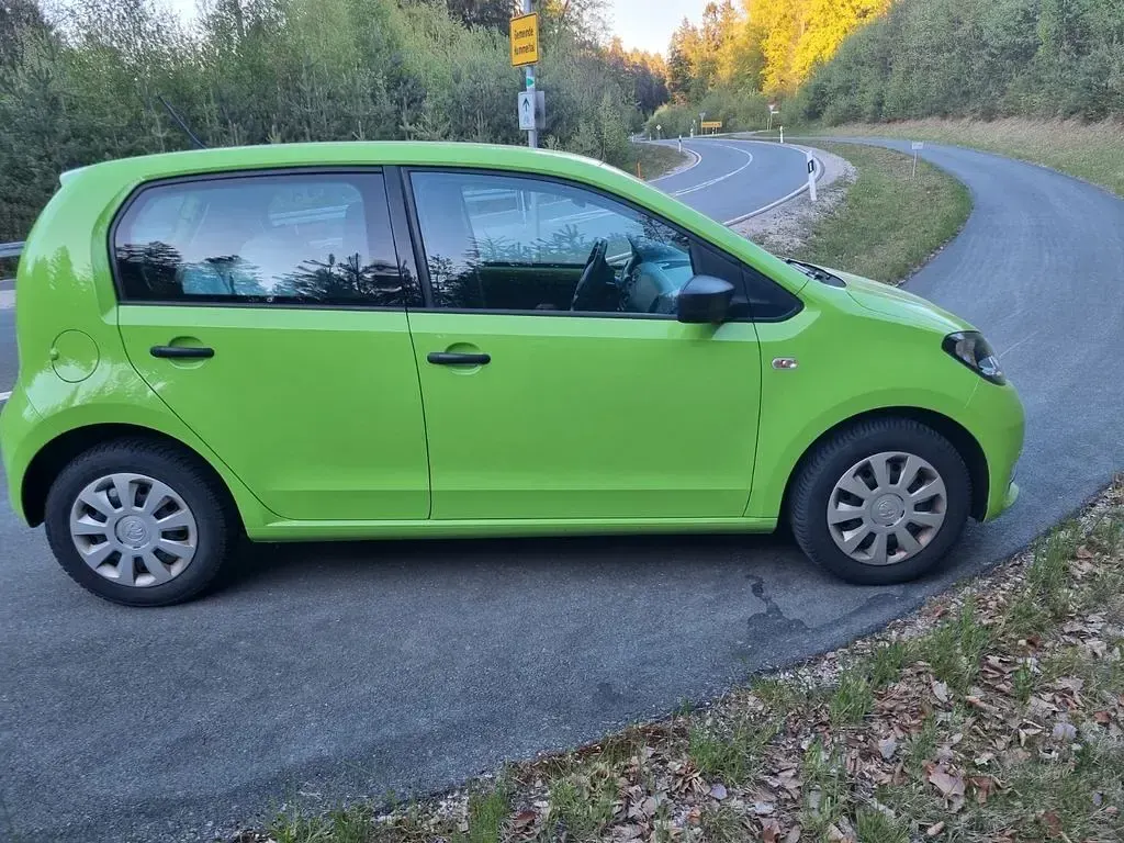 Gebraucht Skoda Citigo Active 60 PS (44 kW) 2018 Grün Kleinwagen