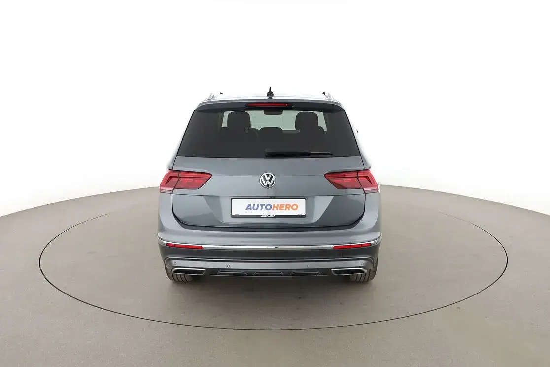 Gebraucht VW Tiguan Allspace Highline 200 PS (147 kW) 2020 Grau SUV