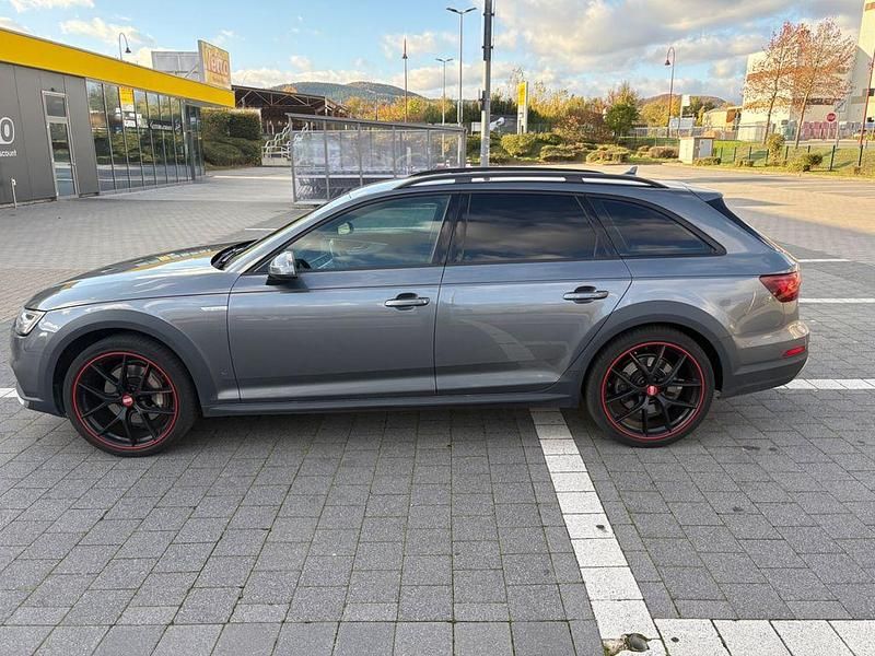 Gebraucht Audi A4 Allroad Ambiente 245 PS (180 kW) 2019 Grau Kombi