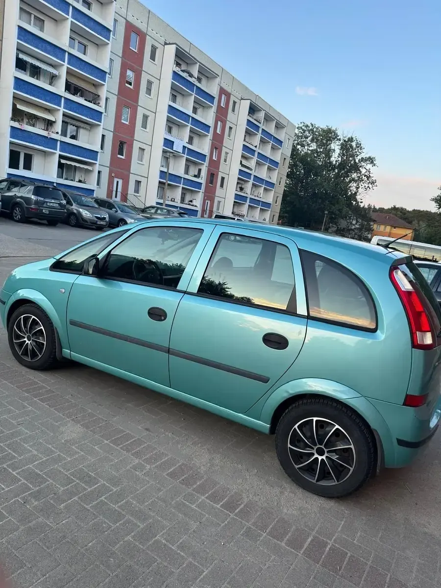 Gebraucht Opel Meriva 101 PS (74 kW) 2003 Grün Van / Kleinbus