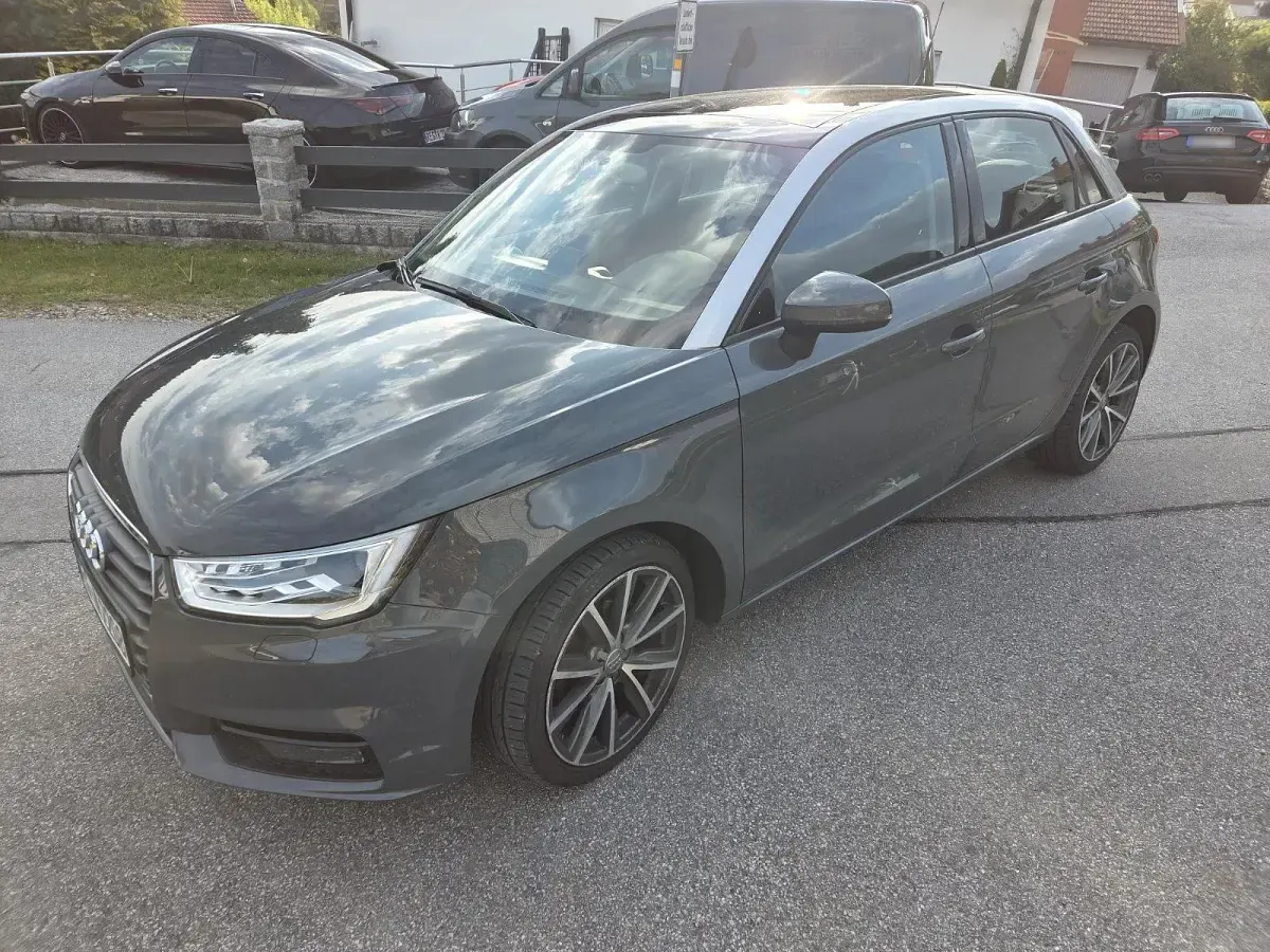 Gebraucht Audi A1 Sportback 90 PS (66 kW) 2015 Grau Kleinwagen