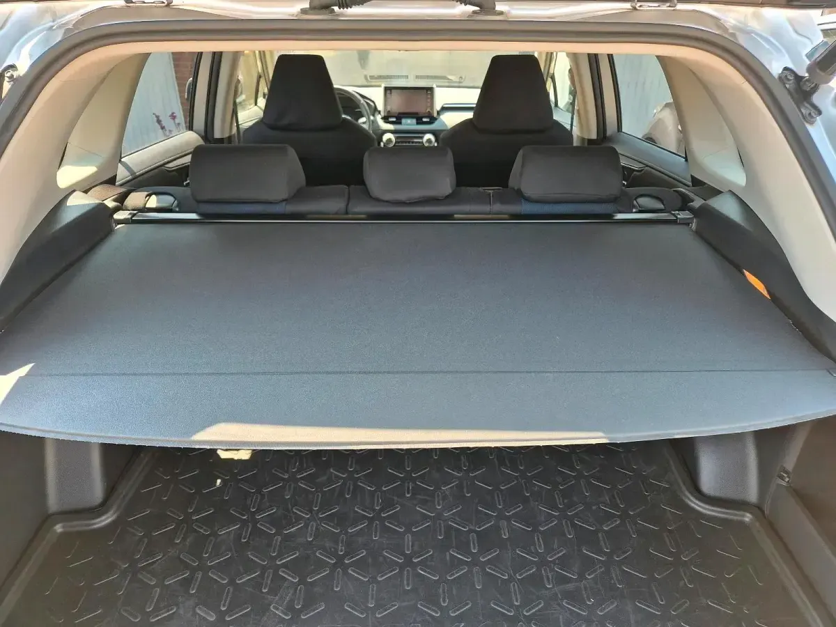 Gebraucht Toyota RAV4 Hybrid Team 218 PS (160 kW) 2021 Silber SUV